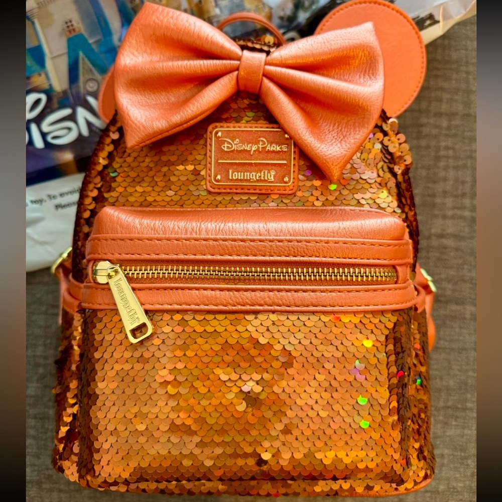 LOUNGEFLY DISNEY BACKPACK COPPER IRRIDESCENT SEQUIN MINNIE W/BOW NWT!